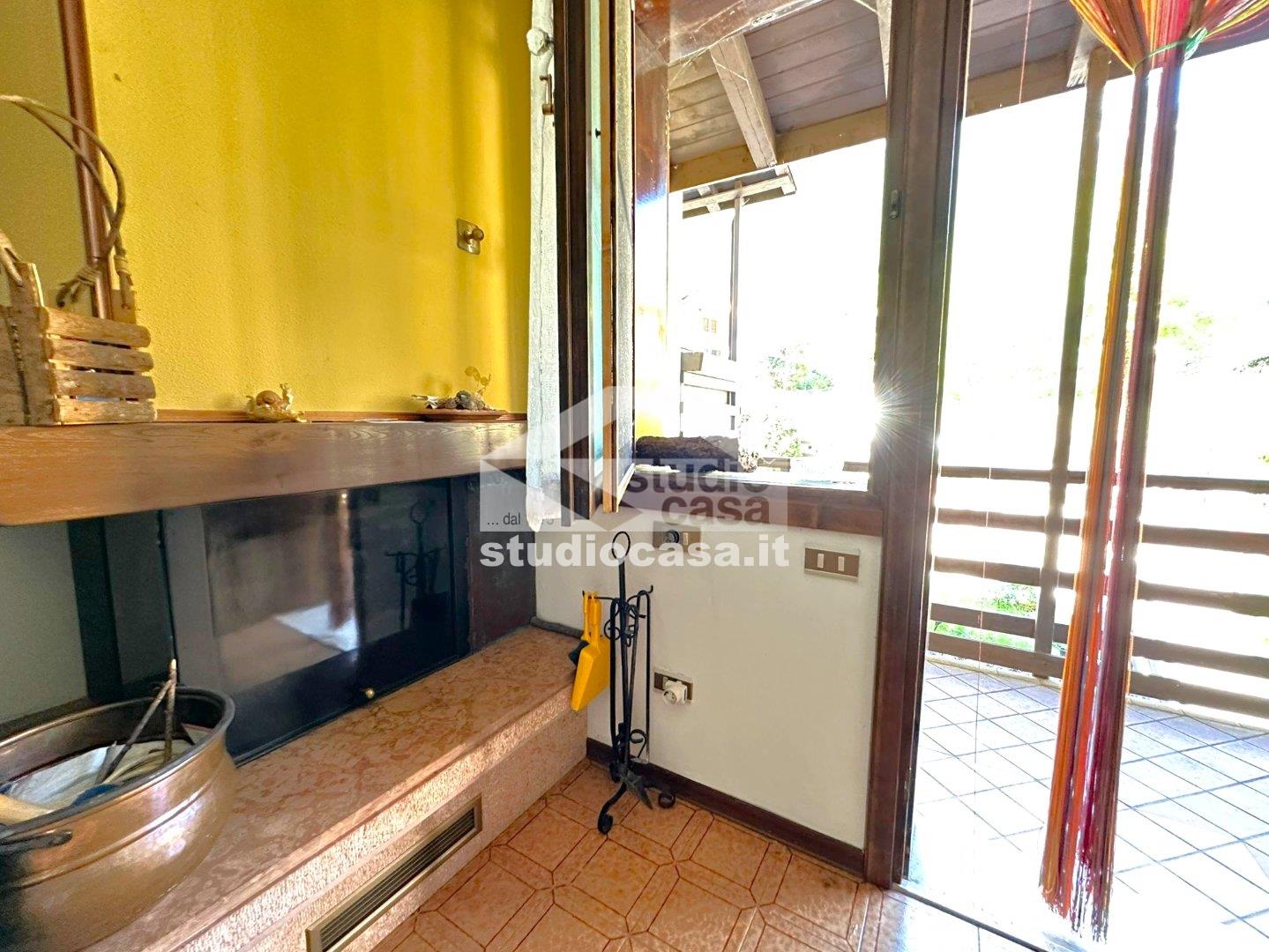 Appartamento in vendita a Vallarsa