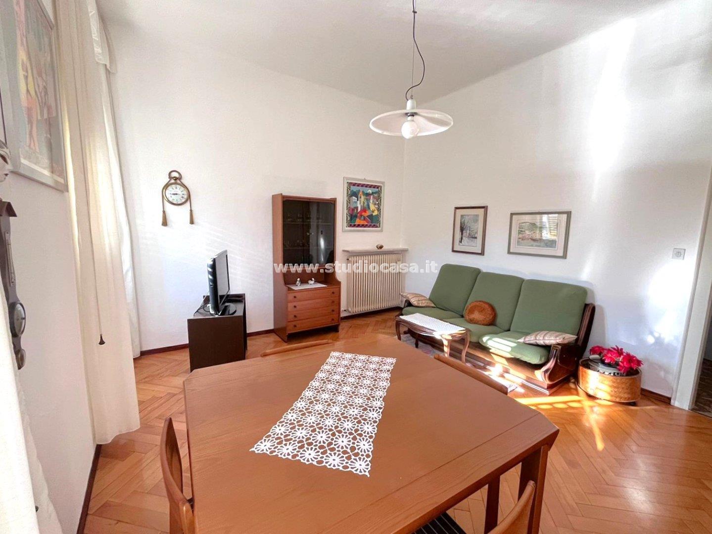 Stanza in Appartamento in affitto a Rovereto