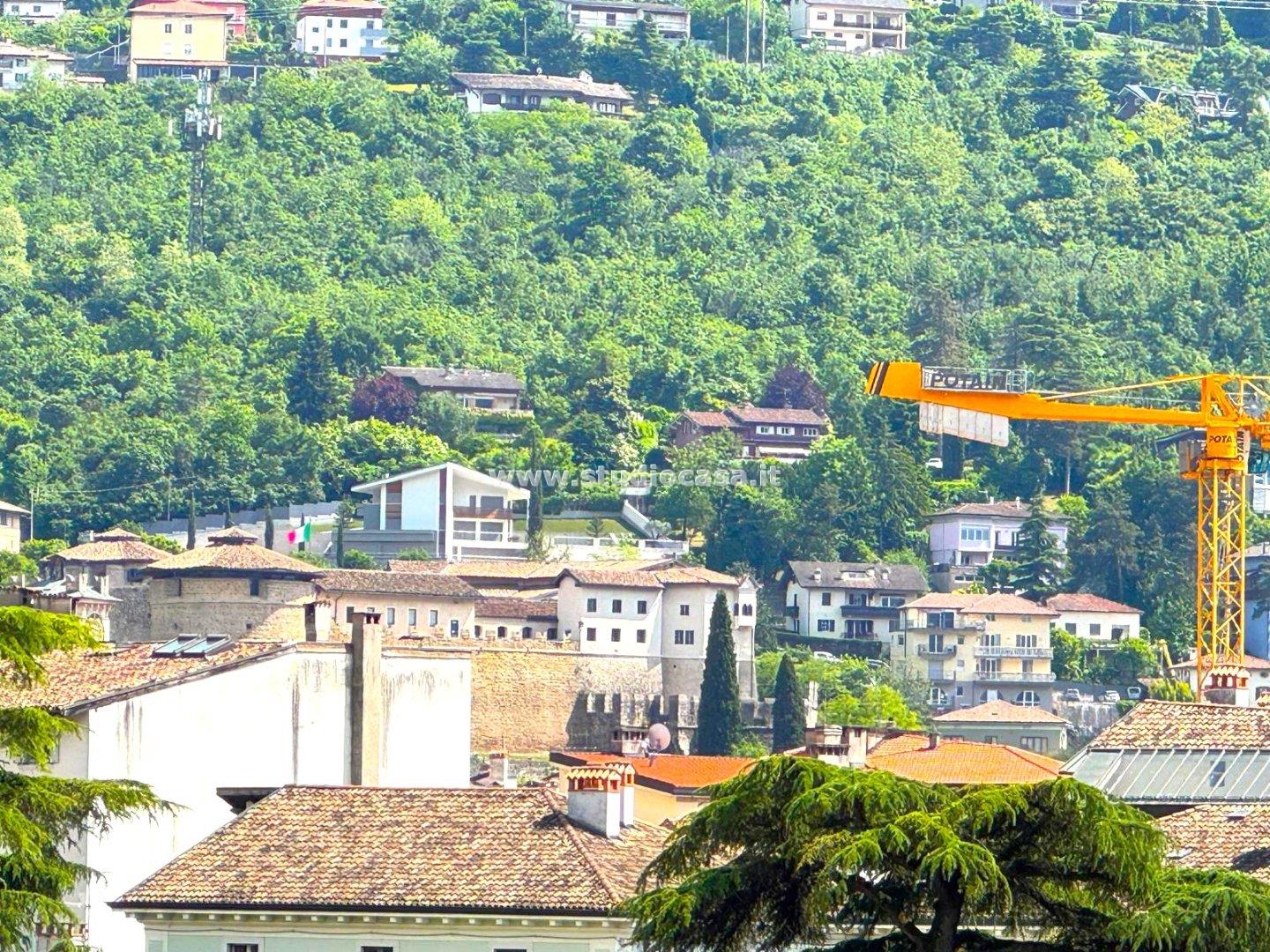 Appartamento in vendita a Rovereto
