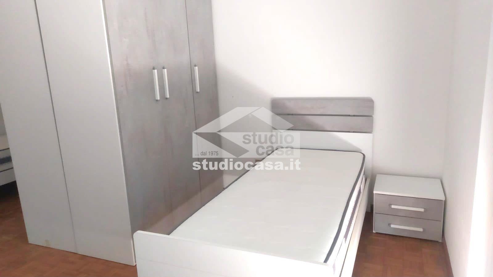 Stanza in Appartamento in affitto a Rovereto
