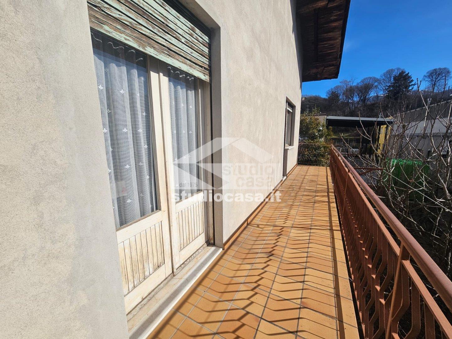 Casa Unifamiliare in vendita a Isera