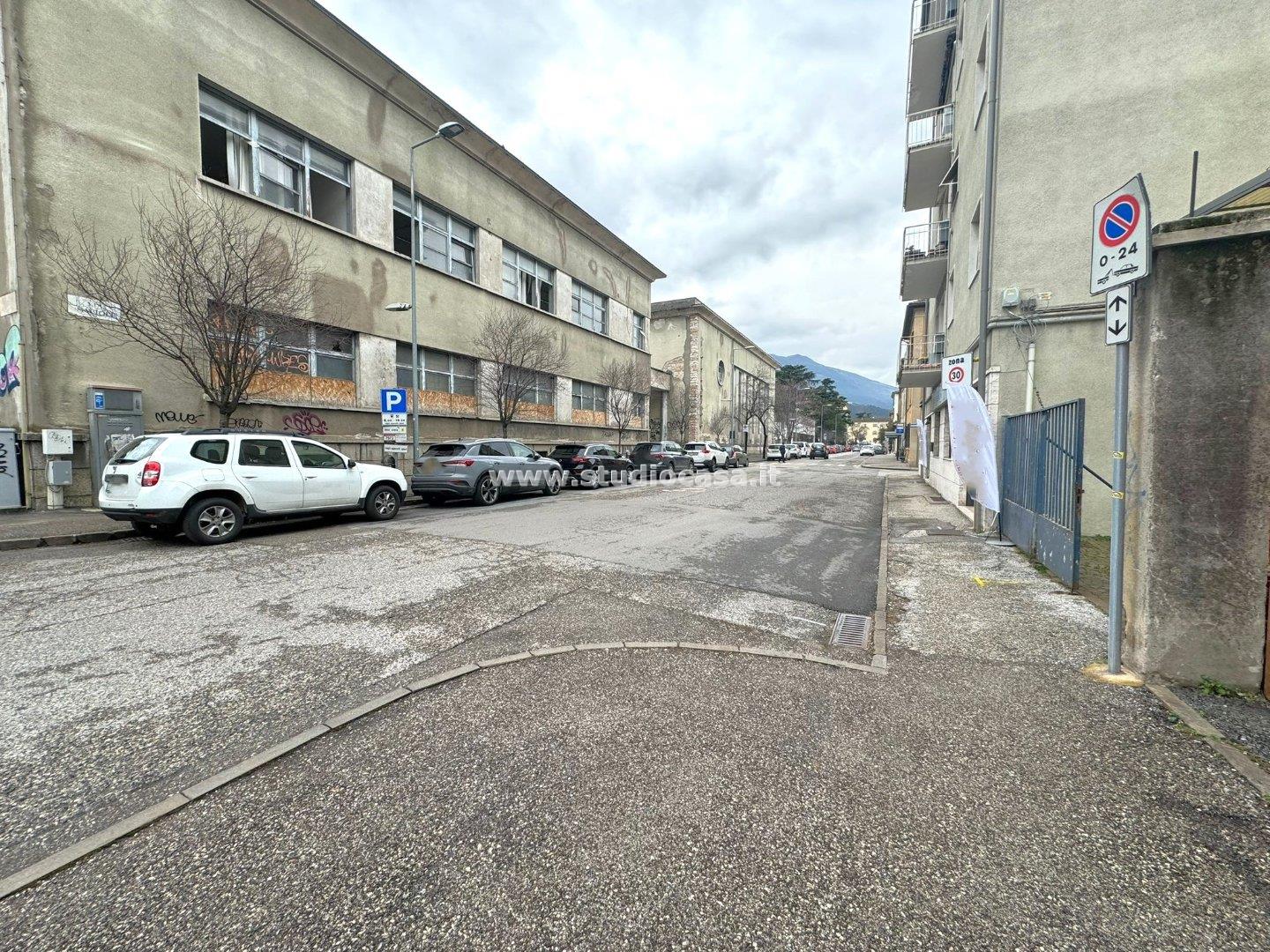 Negozio in vendita a Rovereto