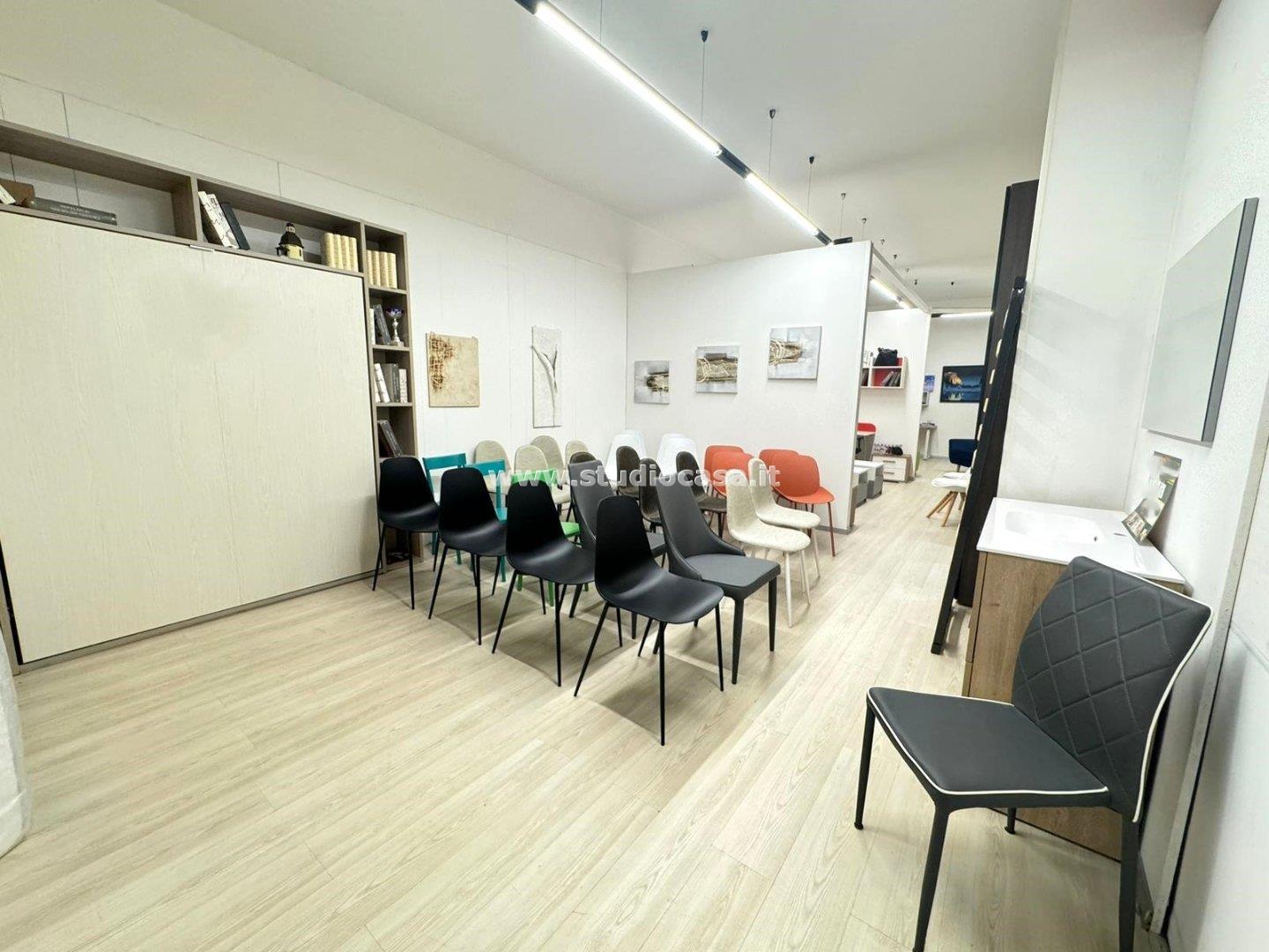 Negozio in vendita a Rovereto