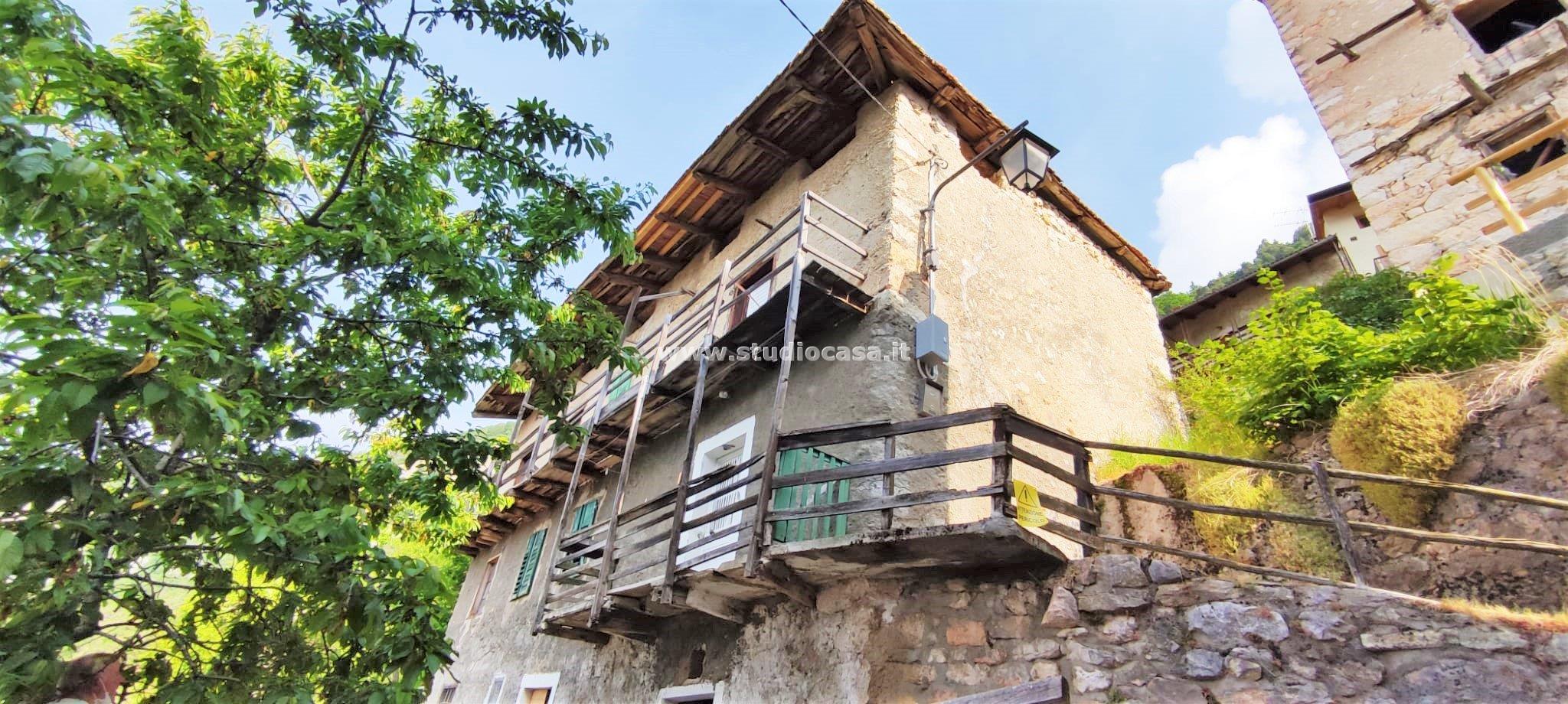 Casa Unifamiliare in vendita a Terragnolo