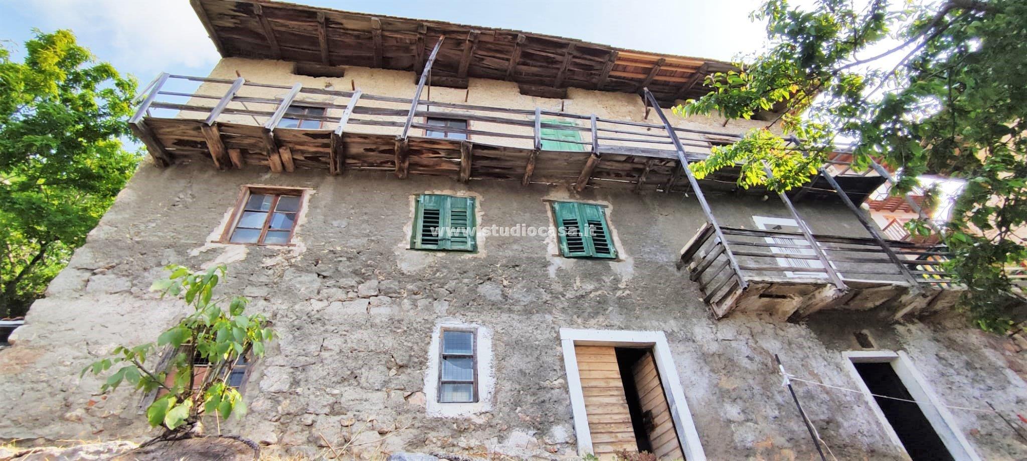 Casa Unifamiliare in vendita a Terragnolo