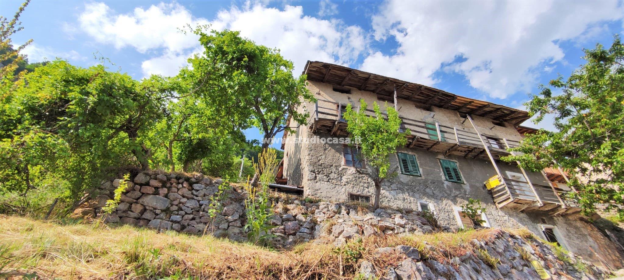 Casa Unifamiliare in vendita a Terragnolo