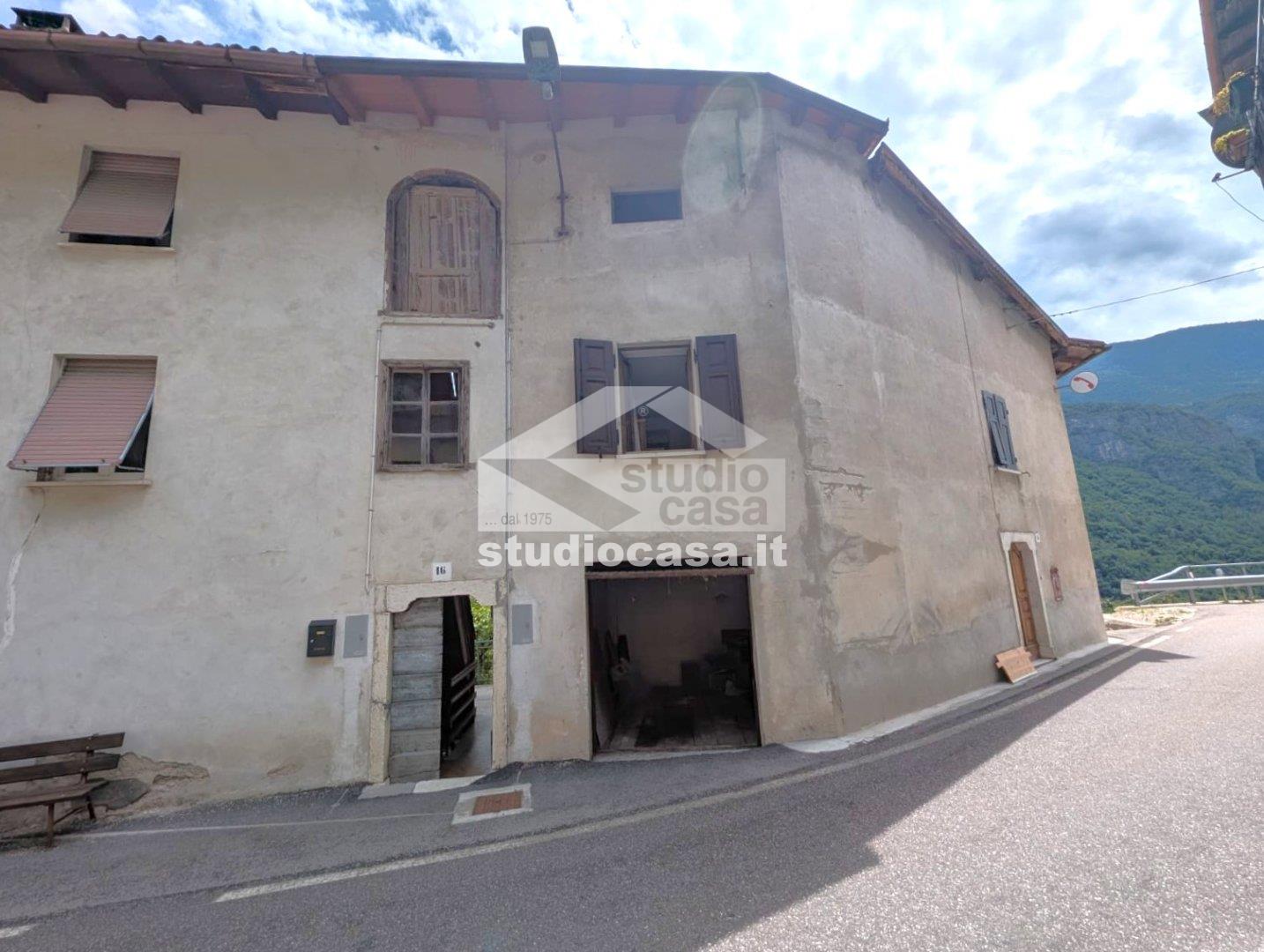 Appartamento in vendita a Terragnolo