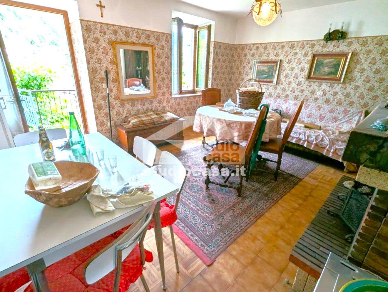 Appartamento in vendita a Terragnolo