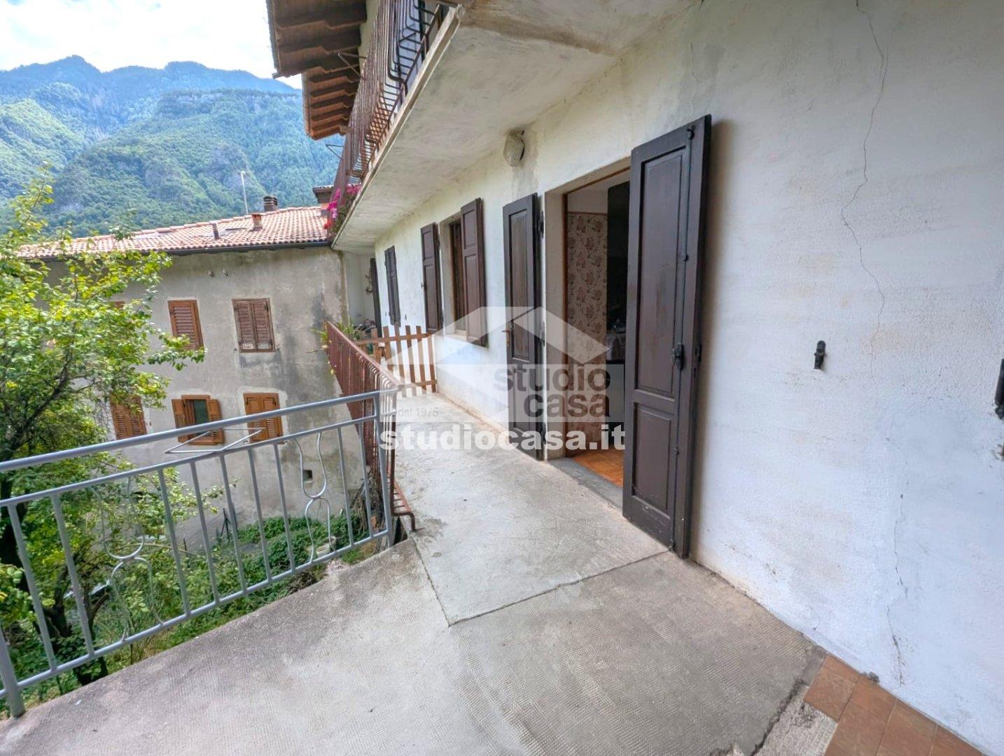Appartamento in vendita a Terragnolo
