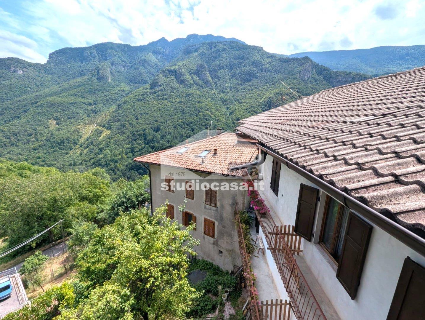 Appartamento in vendita a Terragnolo