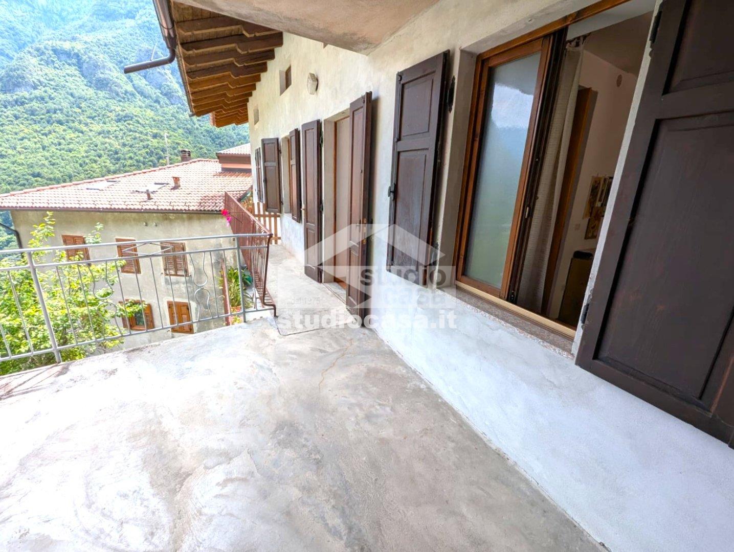 Appartamento in vendita a Terragnolo
