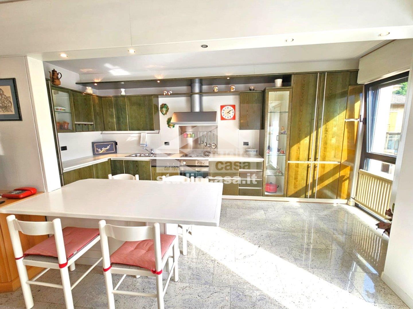 Appartamento in vendita a Rovereto