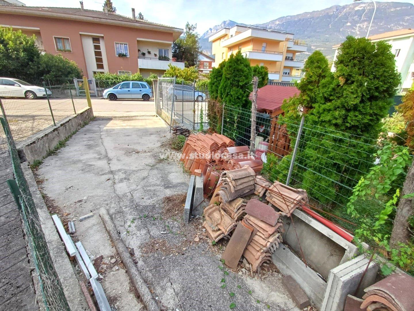 Magazzino in vendita a Volano