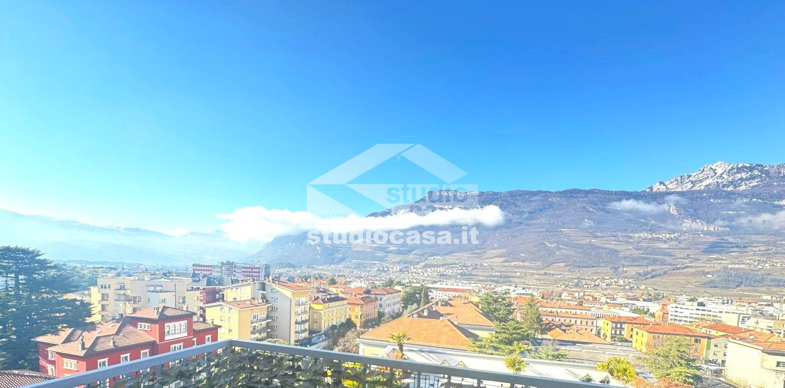 Appartamento in vendita a Rovereto