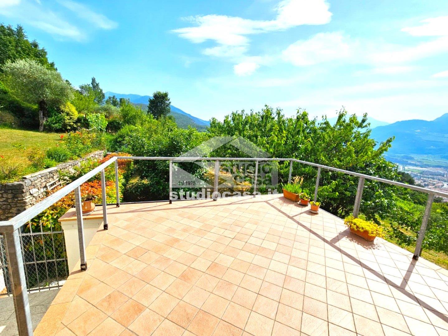 Villa Unifamiliare in vendita a Rovereto