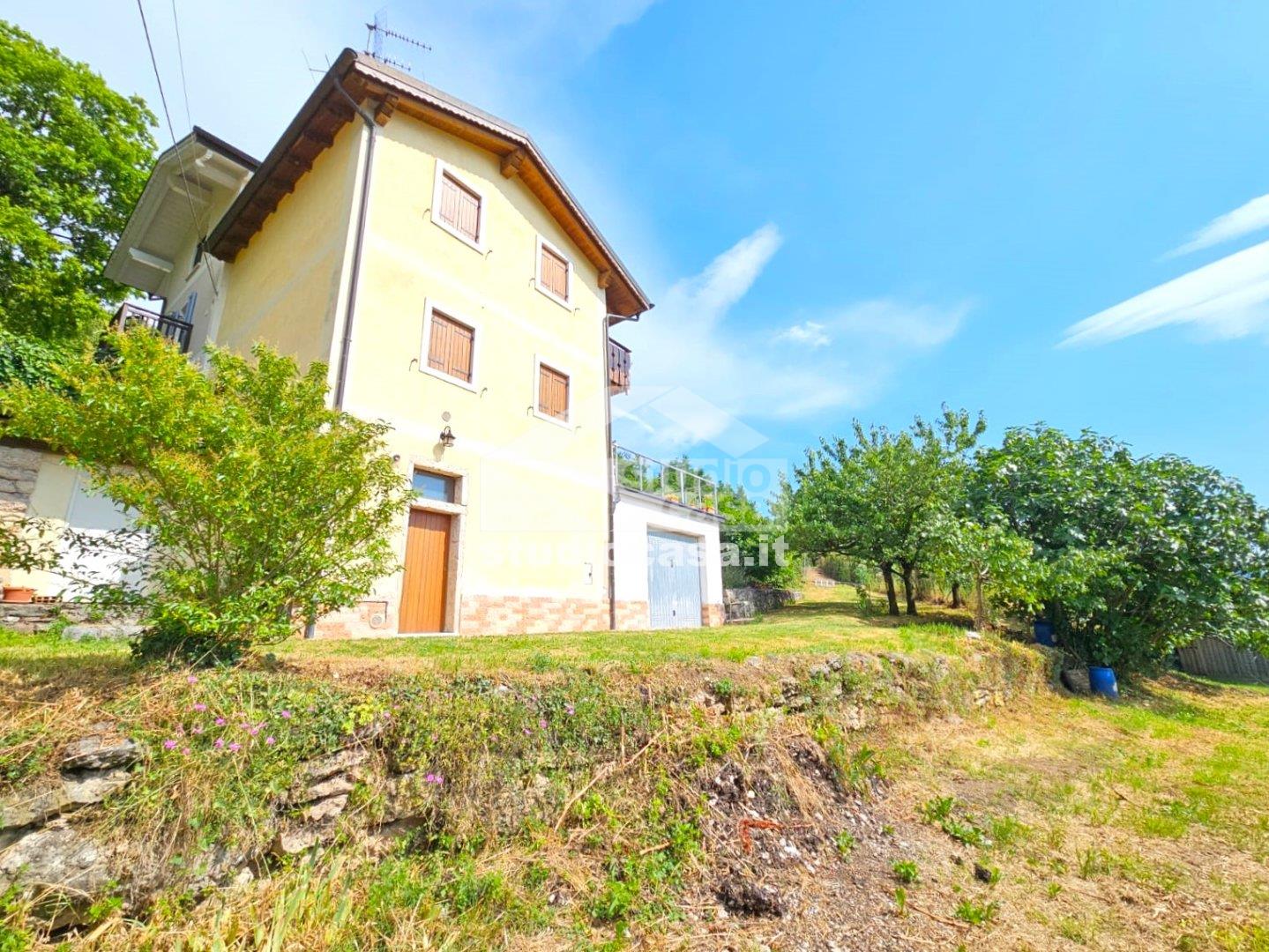 Villa Unifamiliare in vendita a Rovereto
