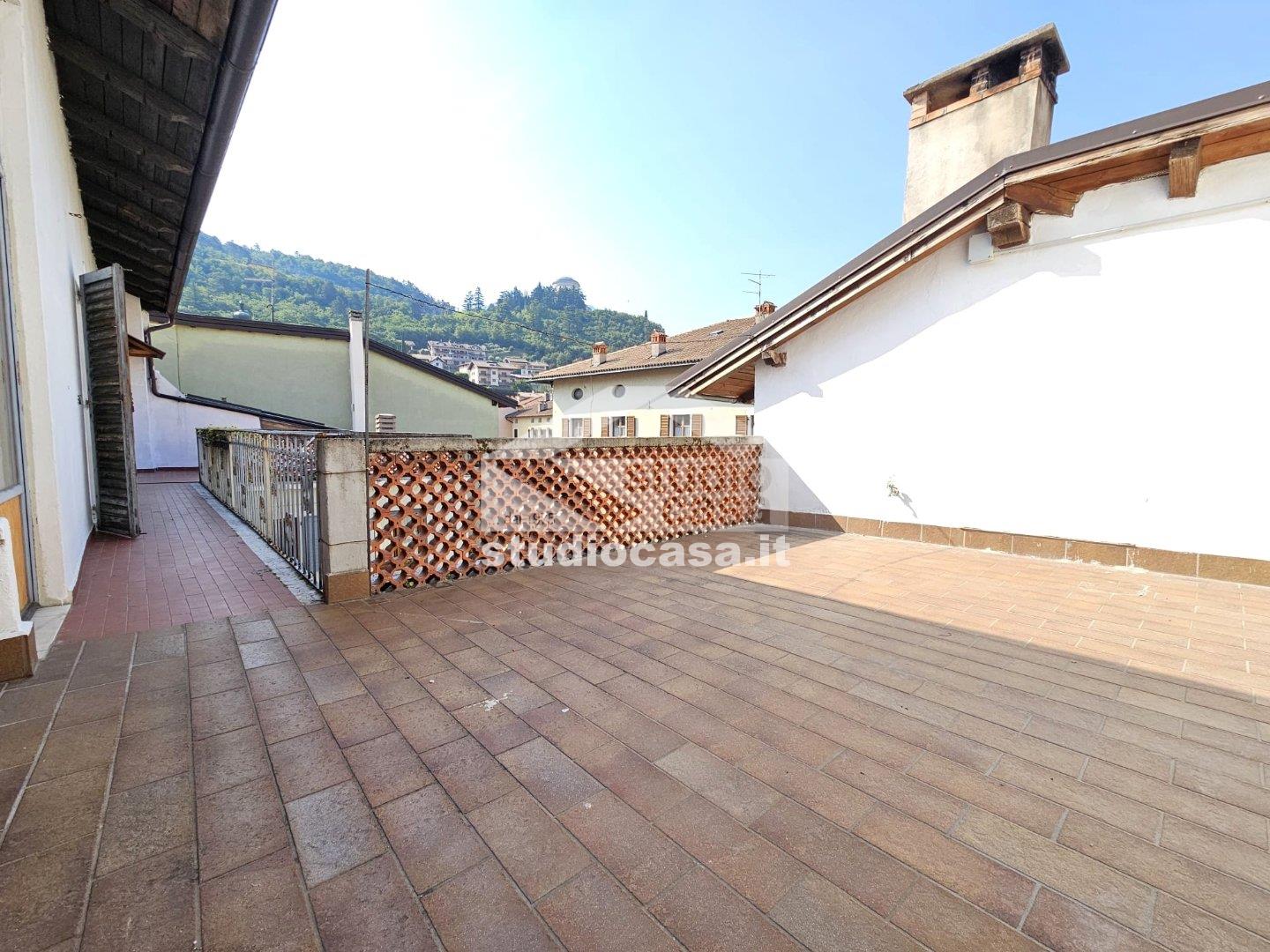 Appartamento in vendita a Rovereto
