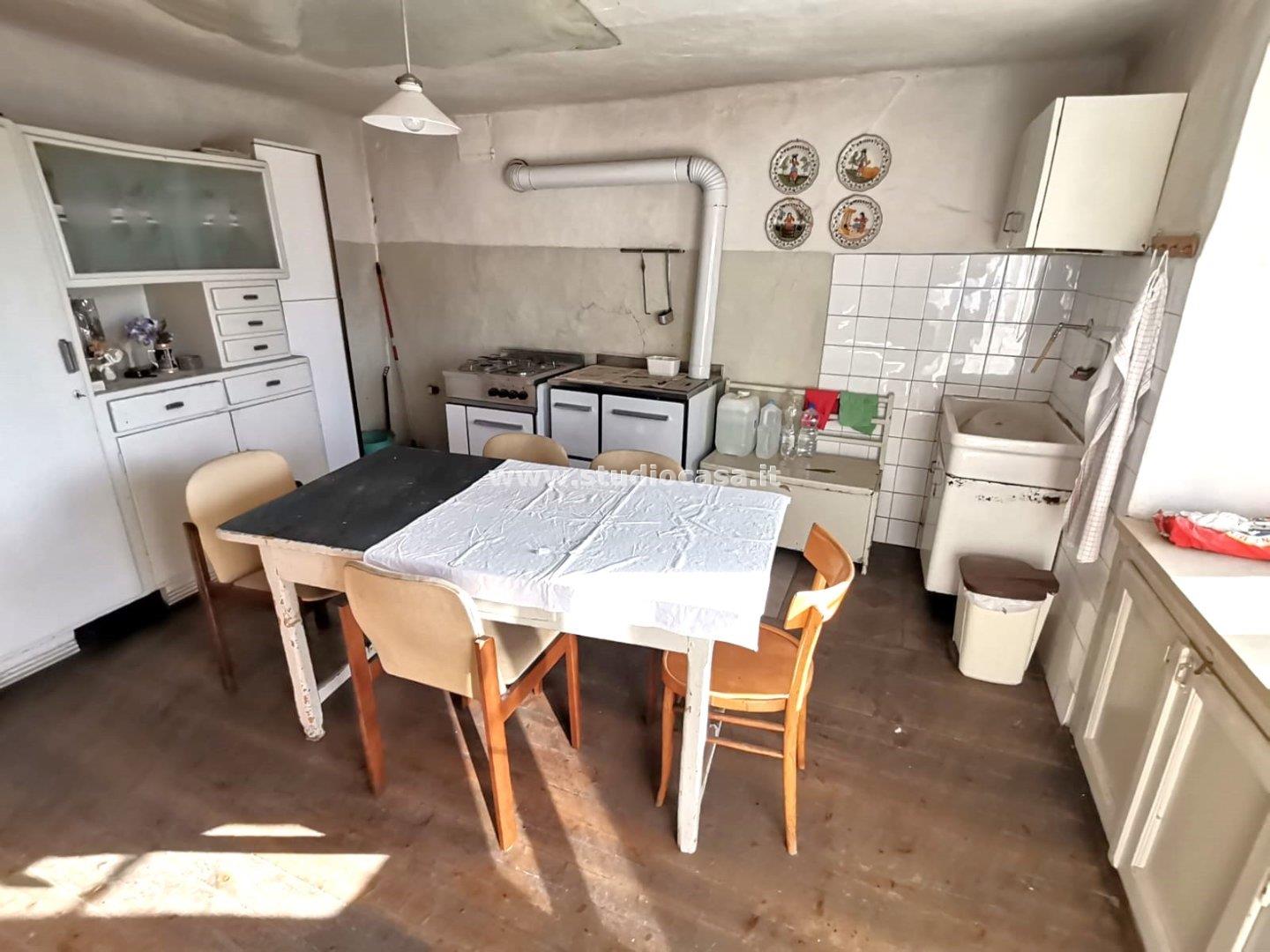 Casa Plurifamiliare in vendita a Rovereto