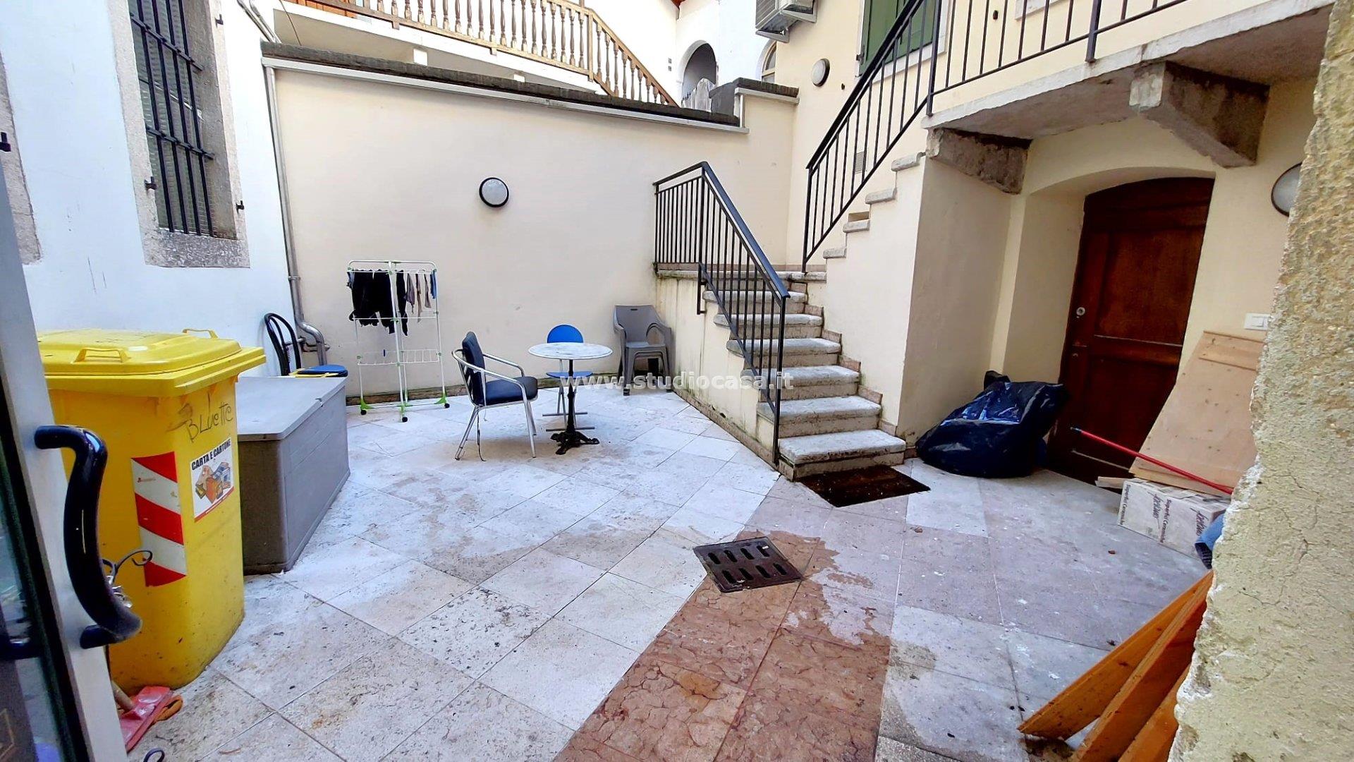 Negozio in vendita a Rovereto