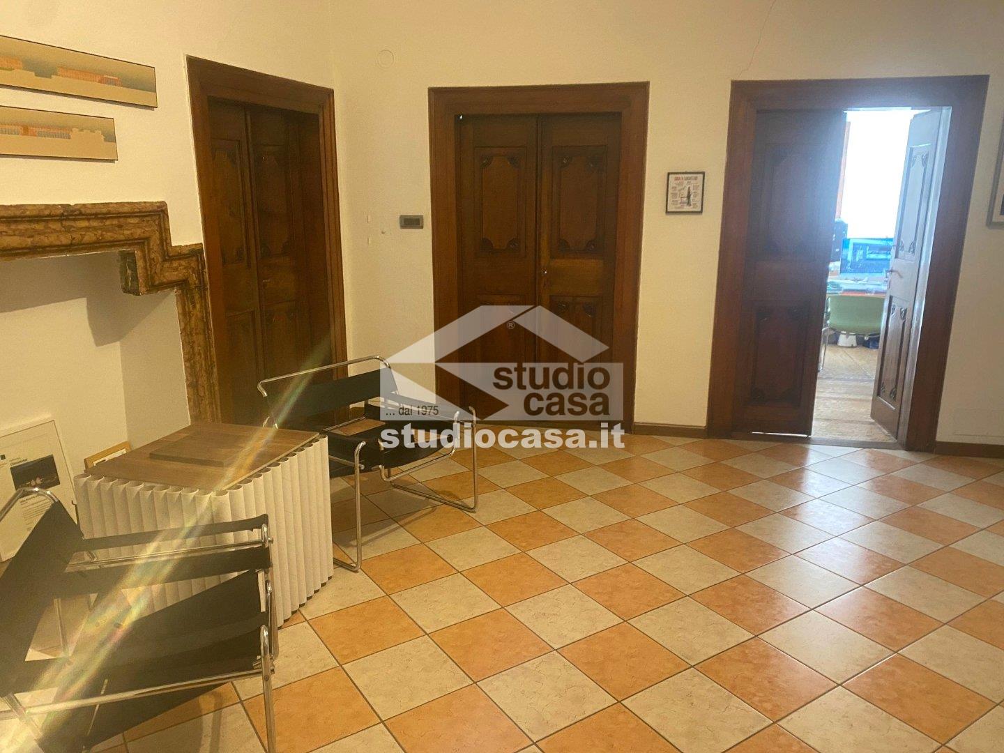 Ufficio in affitto a Rovereto