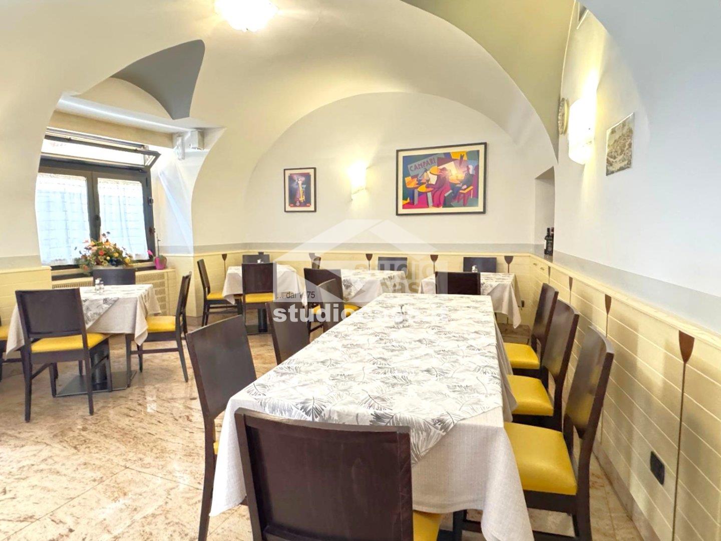 Pizzeria in vendita a Rovereto