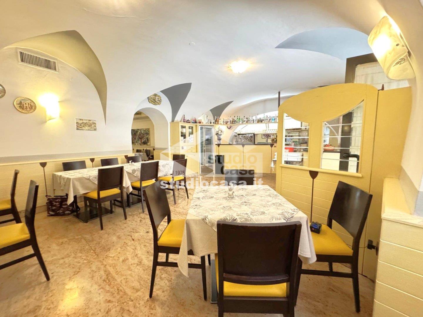 Pizzeria in vendita a Rovereto