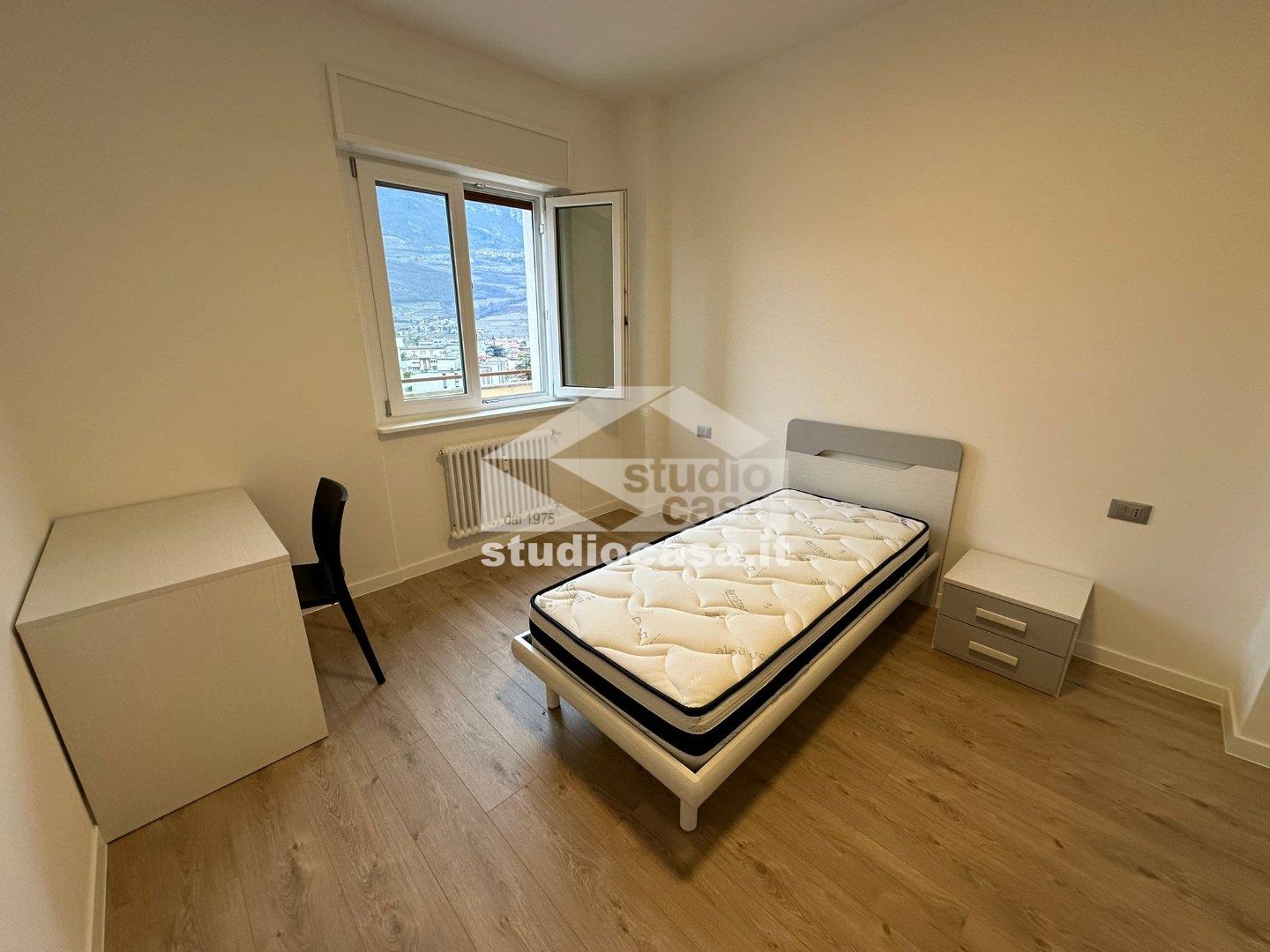 Stanza in Appartamento in affitto a Rovereto