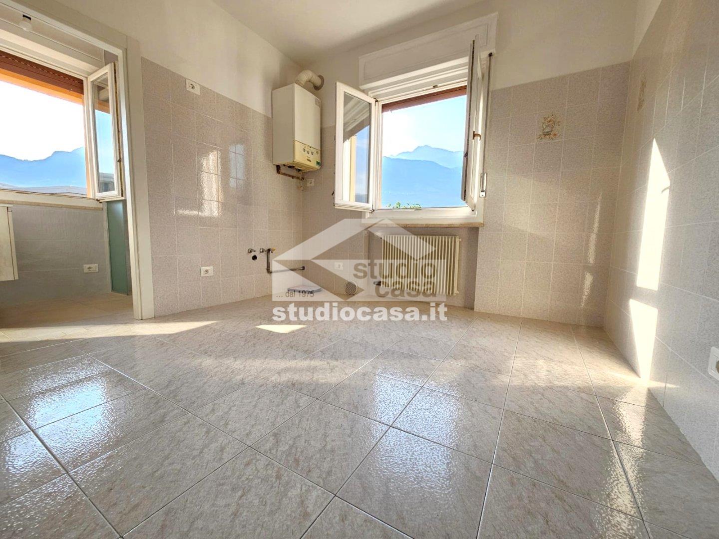 Appartamento in vendita a Rovereto