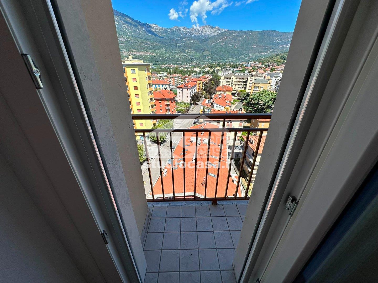 Stanza in Appartamento in affitto a Rovereto