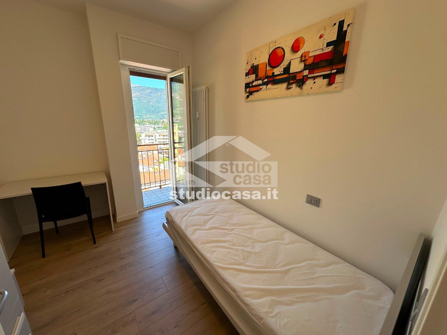 Stanza in Appartamento in affitto a Rovereto