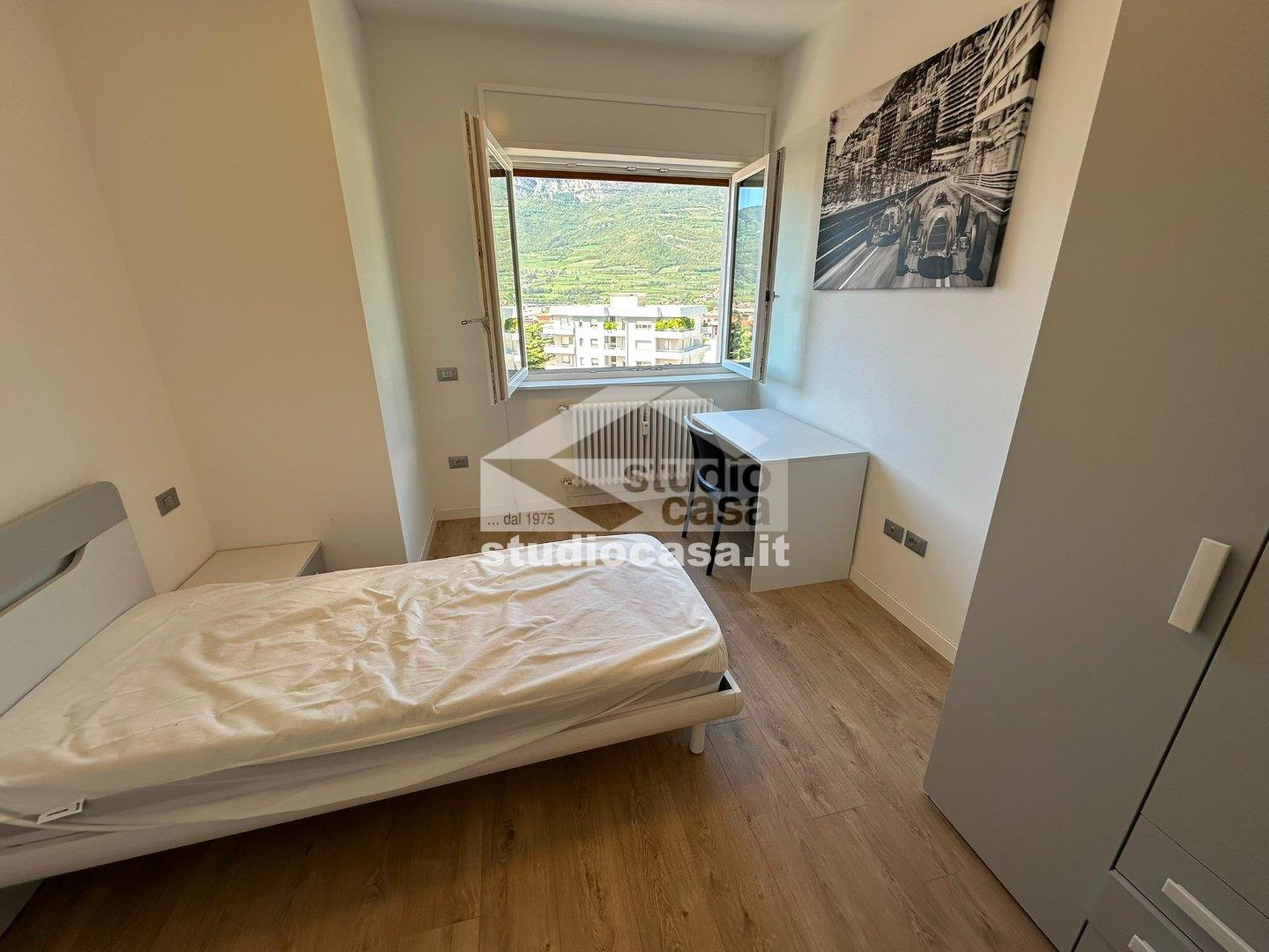 Stanza in Appartamento in affitto a Rovereto