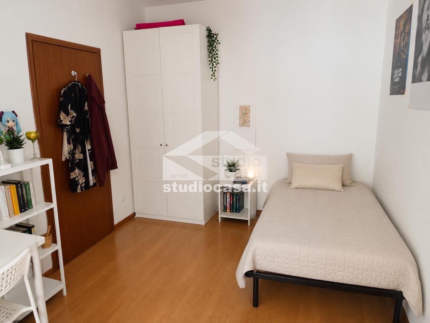 Stanza in Appartamento in affitto a Rovereto