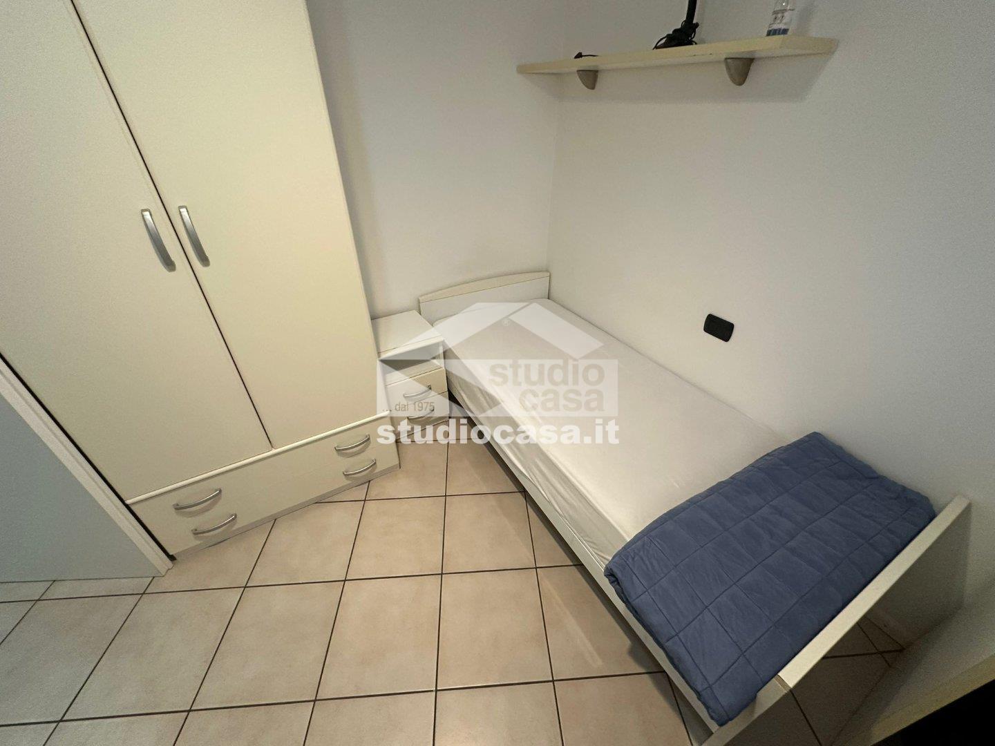 Stanza in Appartamento in affitto a Rovereto