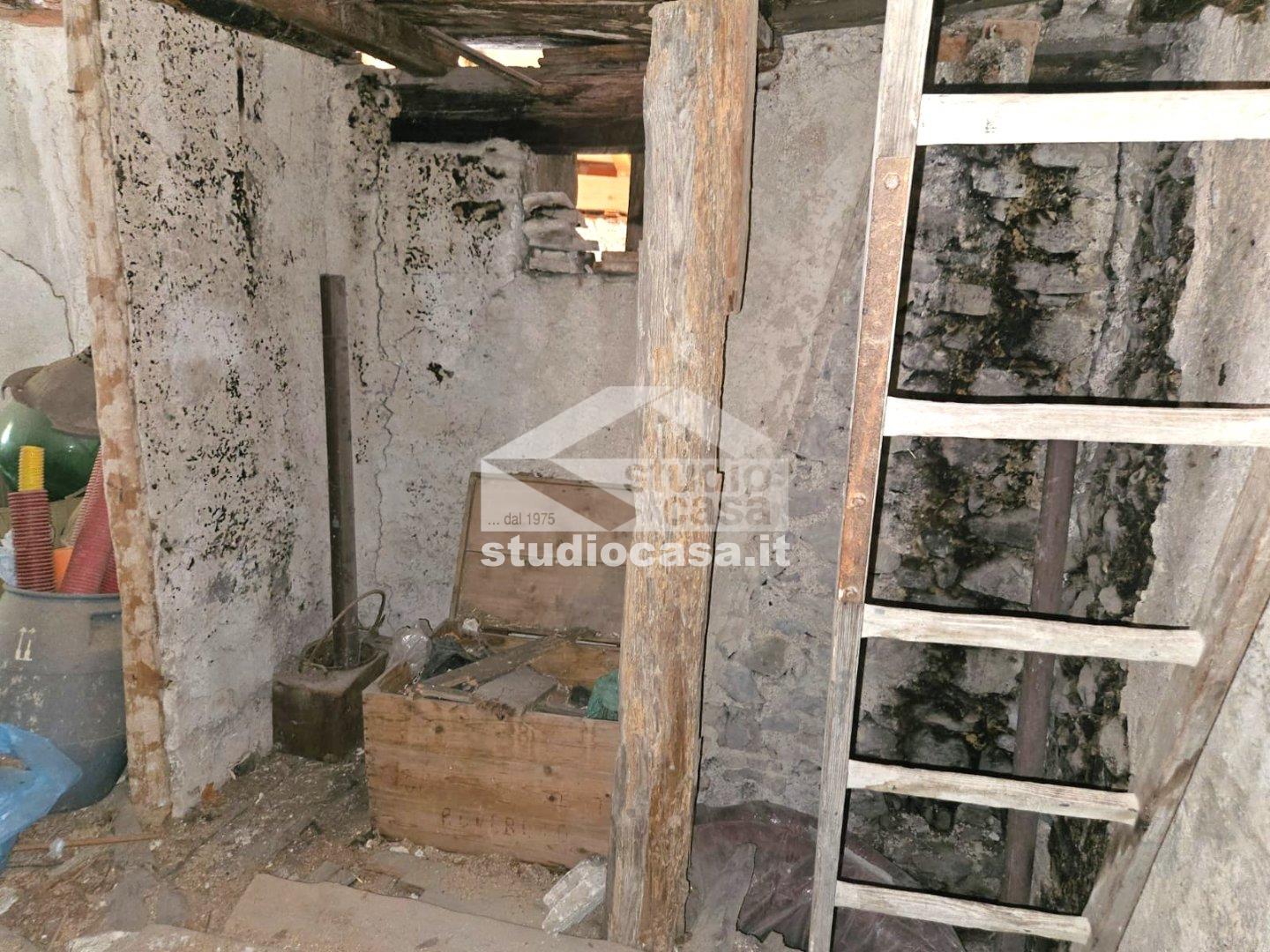 Casa Rustica in vendita a Rovereto