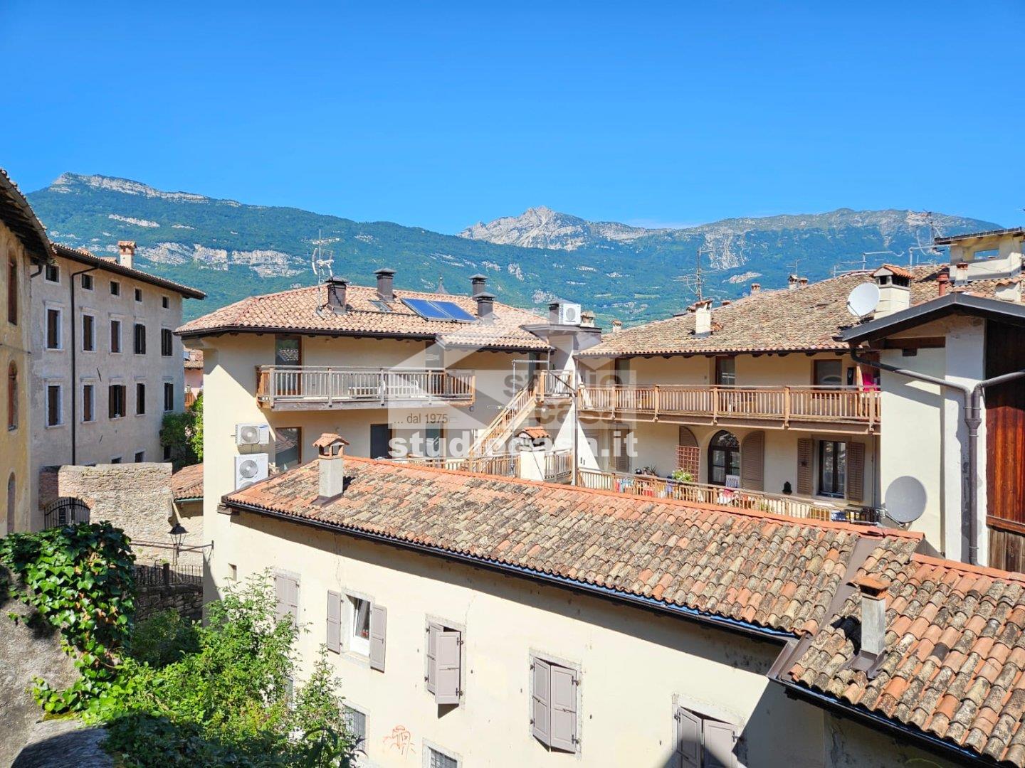 Appartamento in vendita a Rovereto