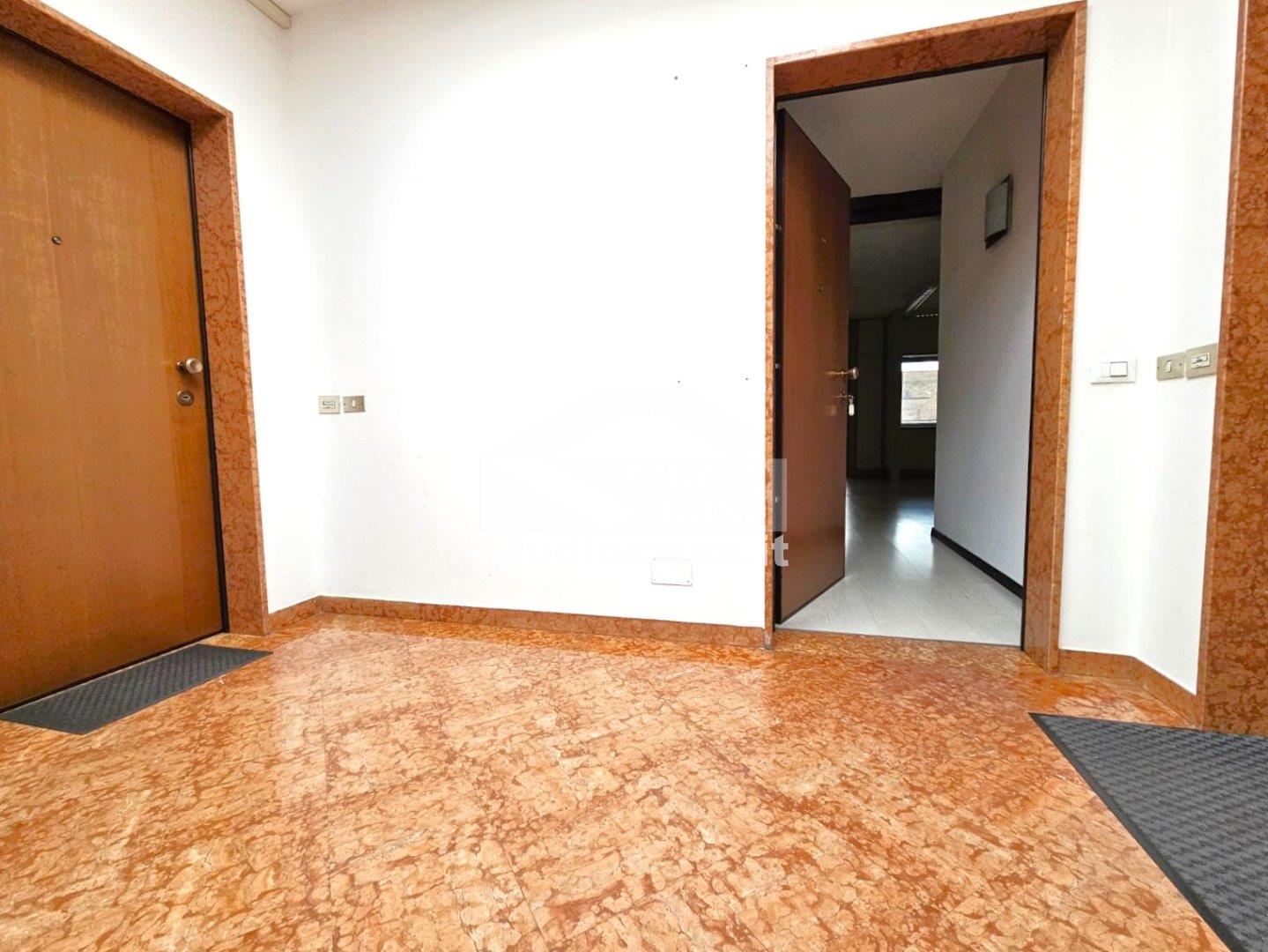 Ufficio in affitto a Rovereto