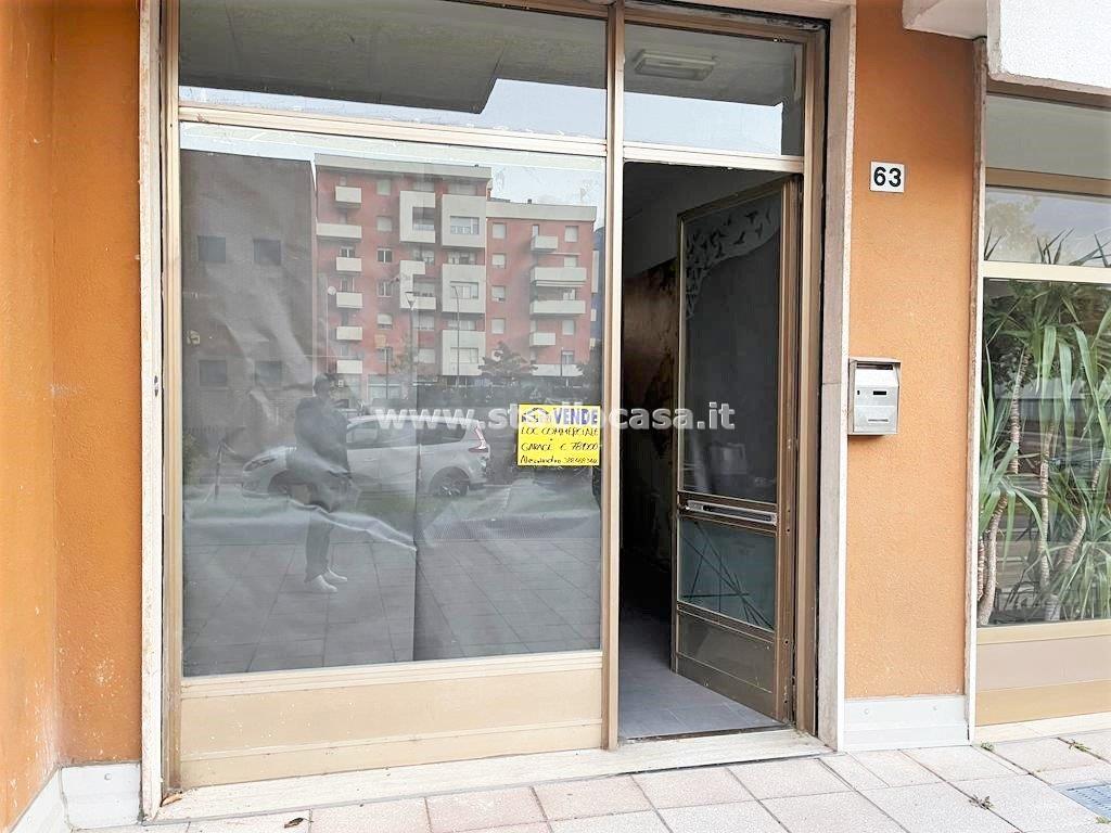 Negozio in vendita a Rovereto