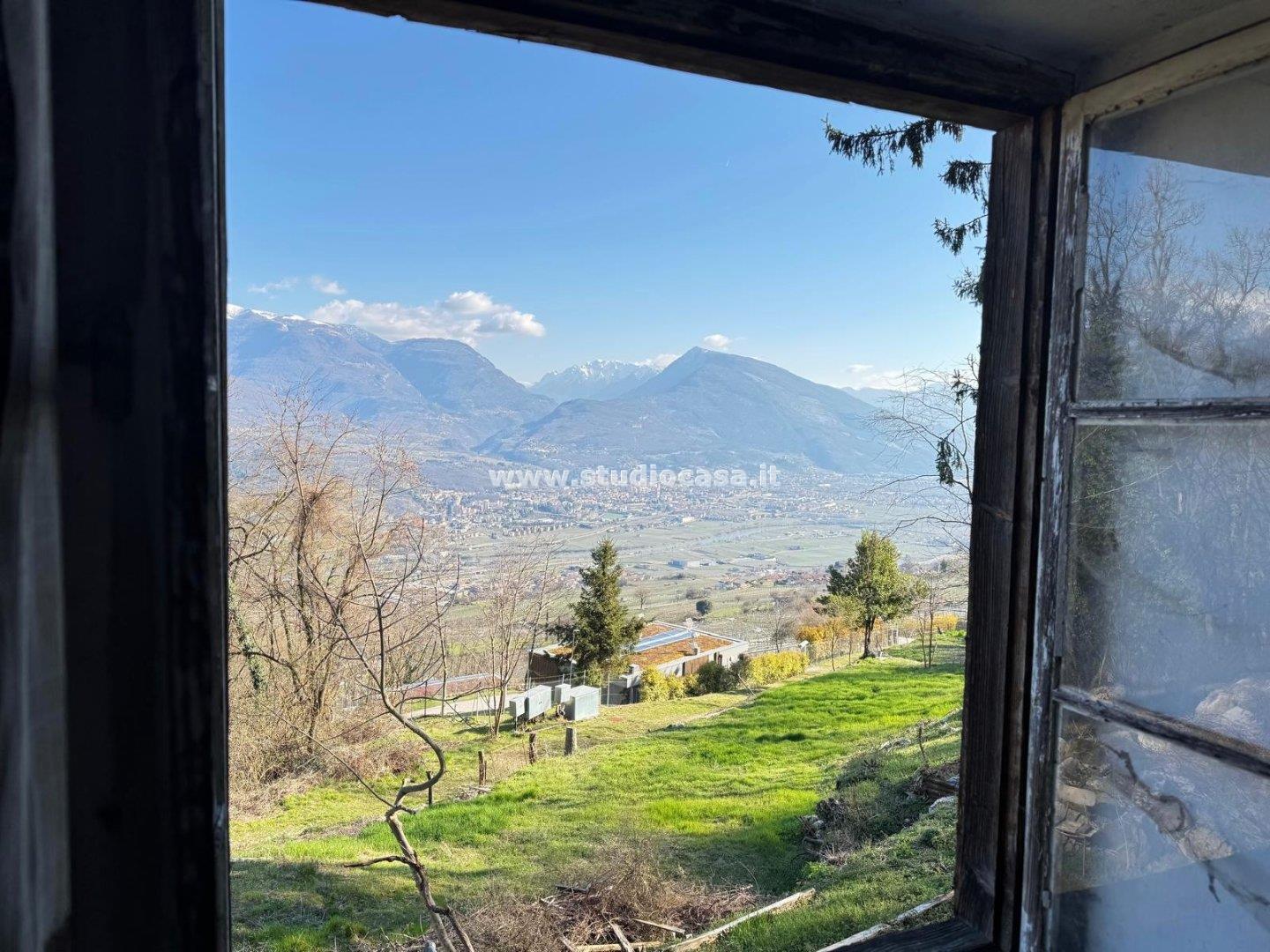 Casa Rustica in vendita a Villa Lagarina