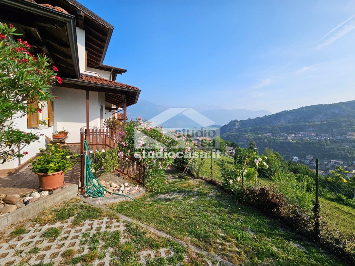 Villa Unifamiliare in vendita a Rovereto
