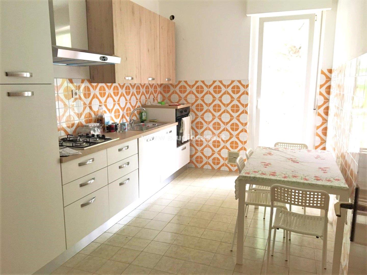 Stanza in Appartamento in affitto a Rovereto