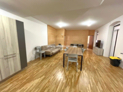 Stanza in Appartamento in affitto a Rovereto
