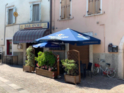 Bar/Pub in vendita a Volano
