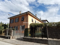 Stanza in Appartamento in affitto a Rovereto