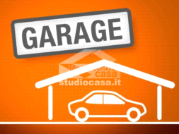 Box / Autorimessa in vendita a Rovereto