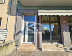 Negozio in affitto a Rovereto