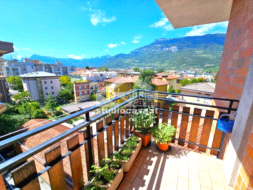 Appartamento in vendita a Rovereto