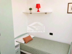 Stanza in Appartamento in affitto a Rovereto