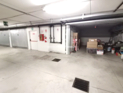Box / Autorimessa in vendita a Rovereto