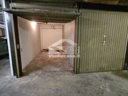 Box / Autorimessa in vendita a Rovereto