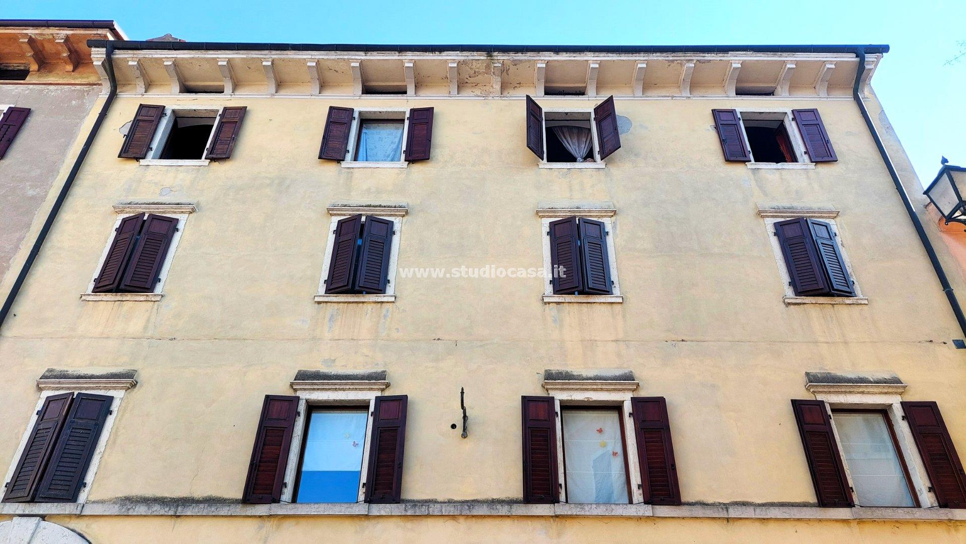 Appartamento in vendita a Ala